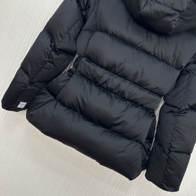 MAX MARA